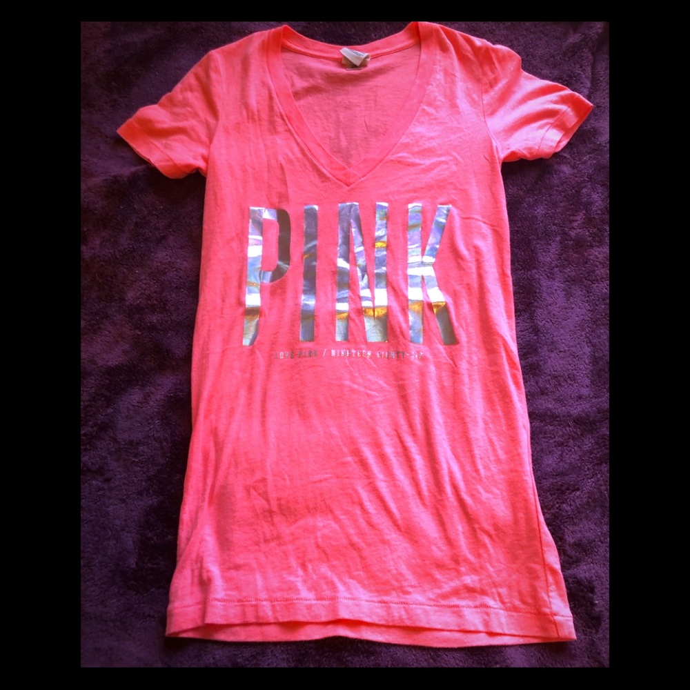 VS PINK T-Shirt